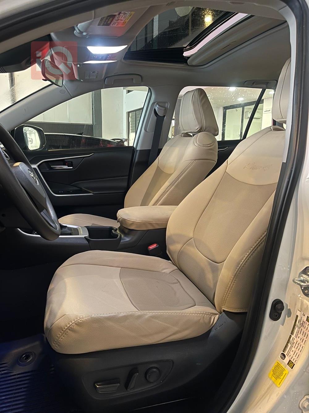 تويوتا راف 4